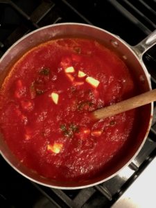 Cooking pasta sauce